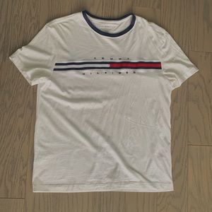 Full length short-sleeved Tommy Hilfiger t-shirt.